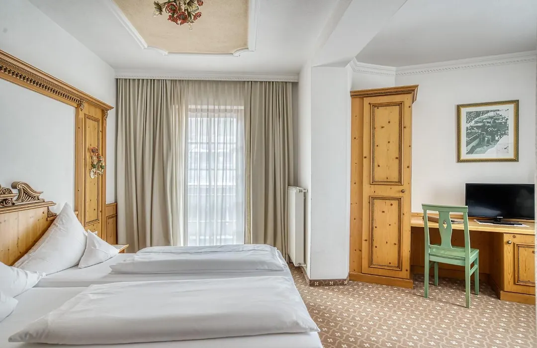 Hotel Hoferwirt - Neustift, Stubai-1